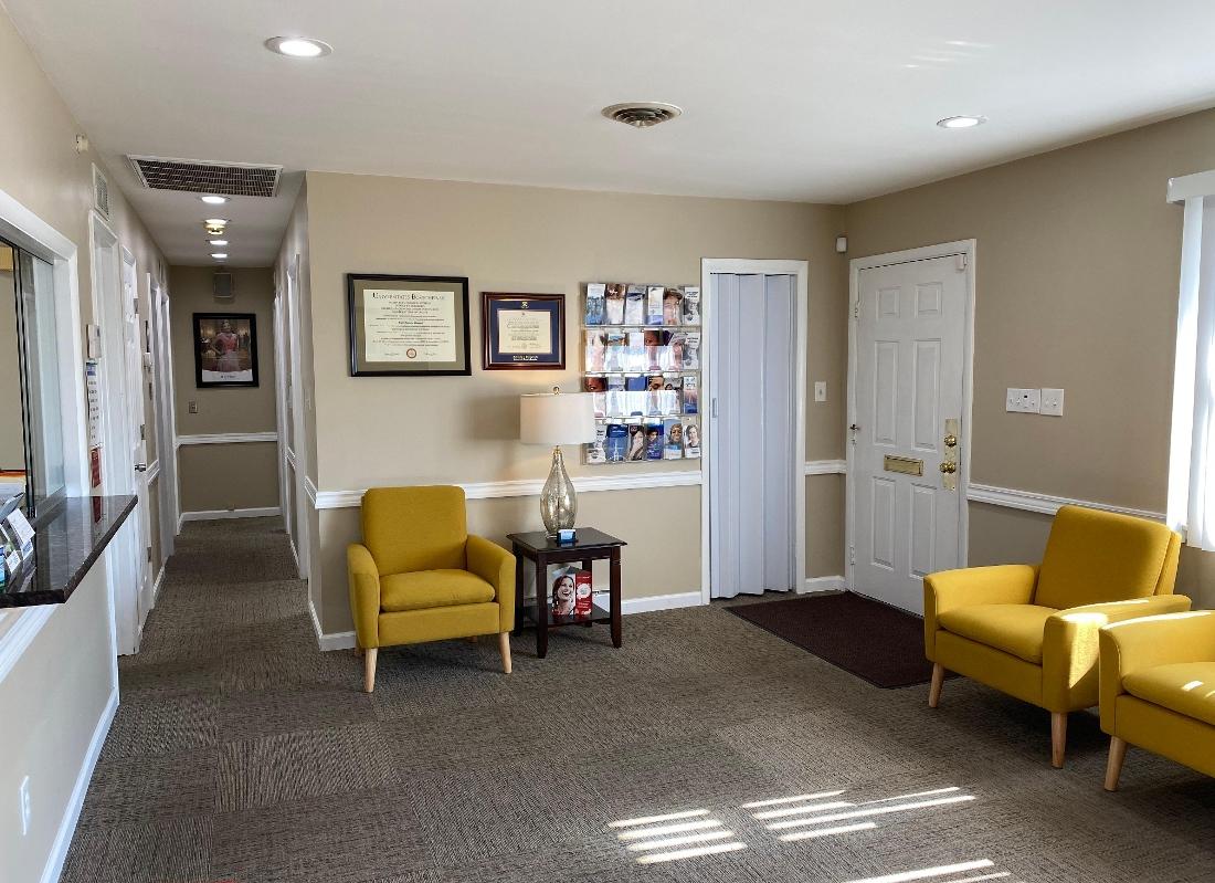 front waiting room of evolve dental care | allentown dentist